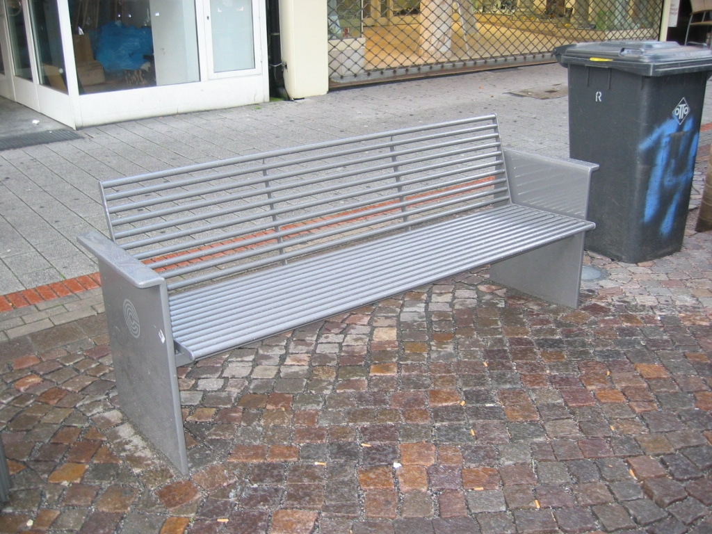 Bänke und Tische » Schöne Stadtmöbel